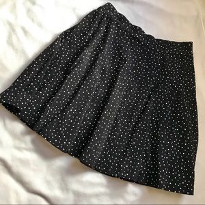 ✅ NWOT Superdry skirt.Black and White.Polka dots